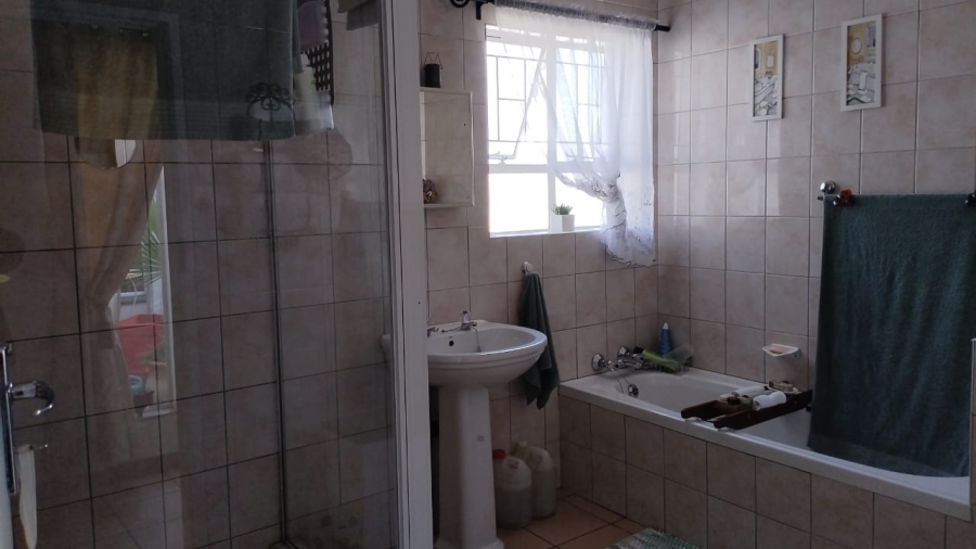 3 Bedroom Property for Sale in Parys Free State